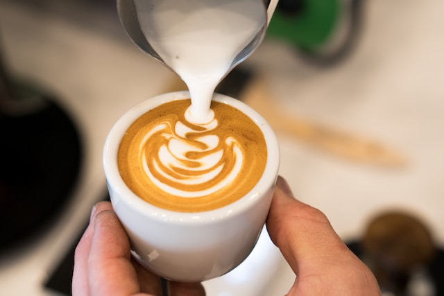 master latte art - coffee school